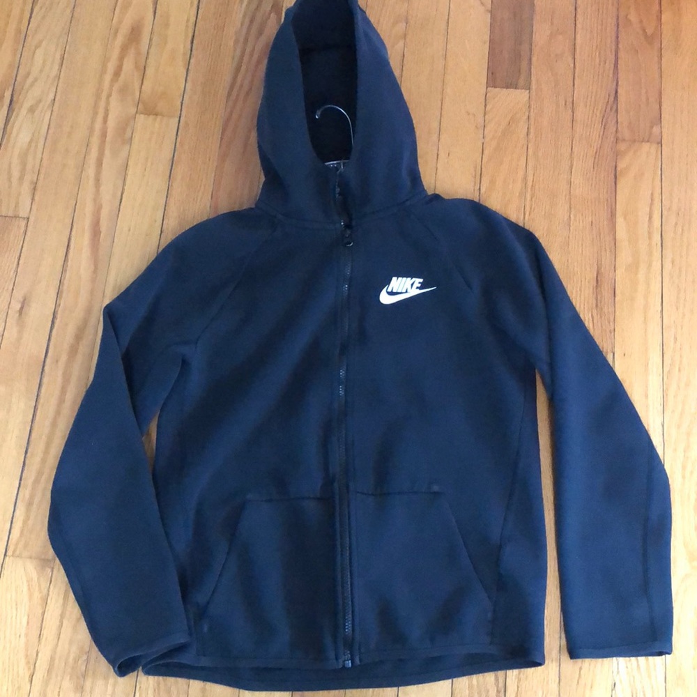 Nike XL boys sweatshirt with hoodie in black